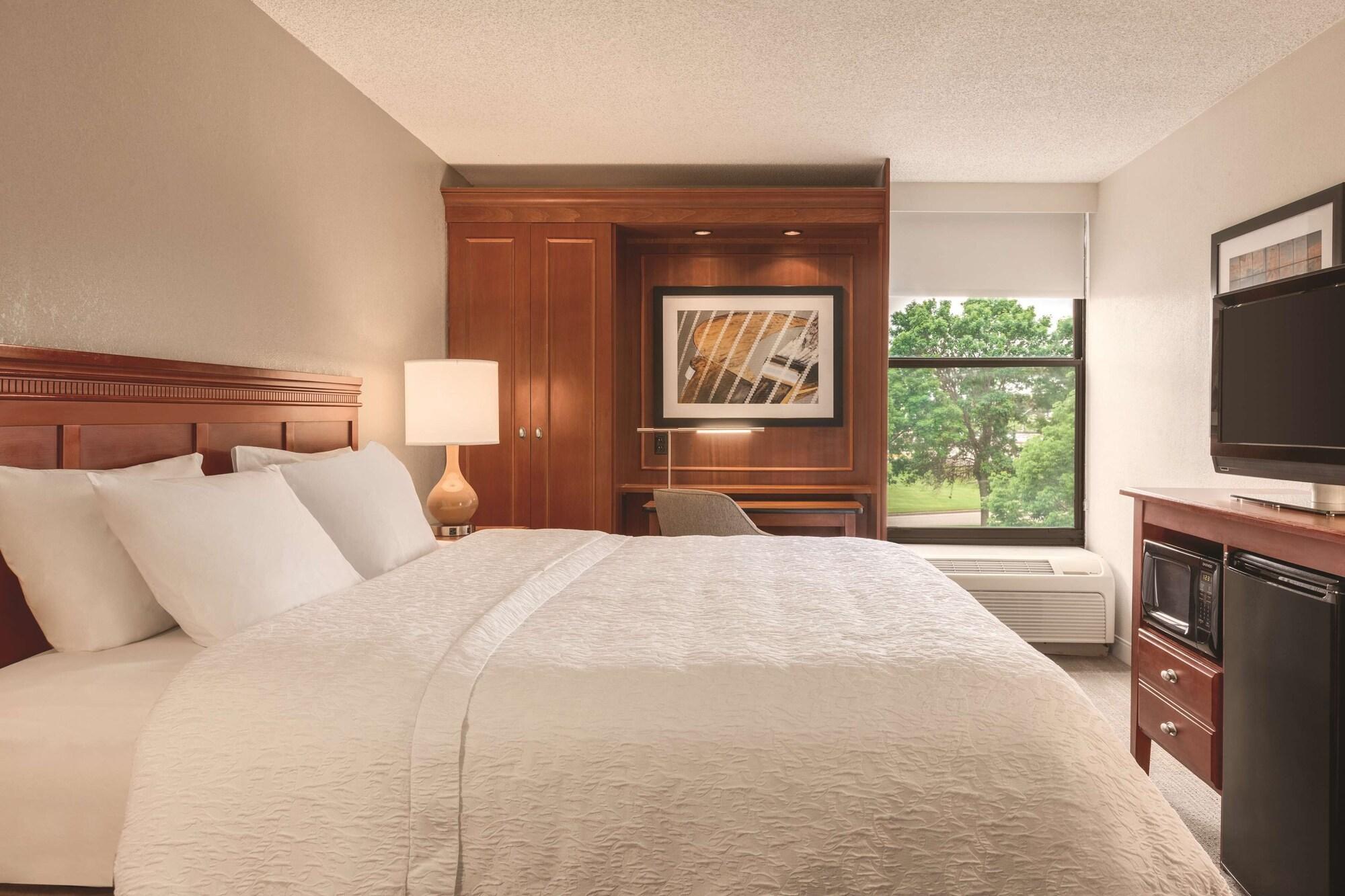 Hampton Inn Des Moines-Airport Eksteriør billede