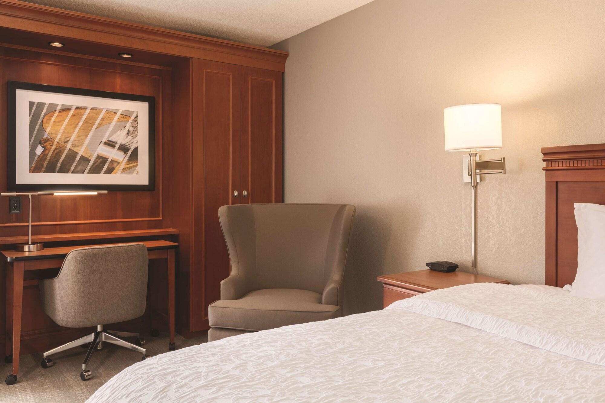 Hampton Inn Des Moines-Airport Eksteriør billede