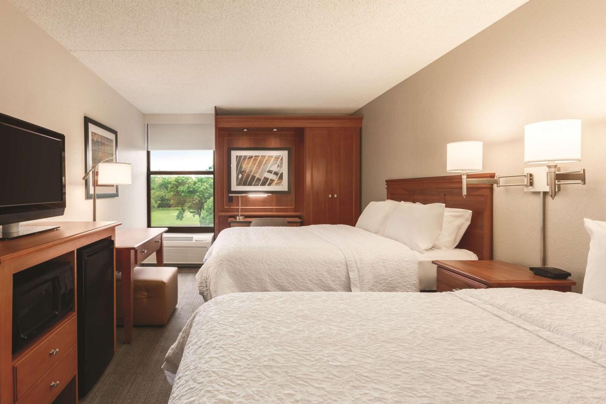 Hampton Inn Des Moines-Airport Eksteriør billede